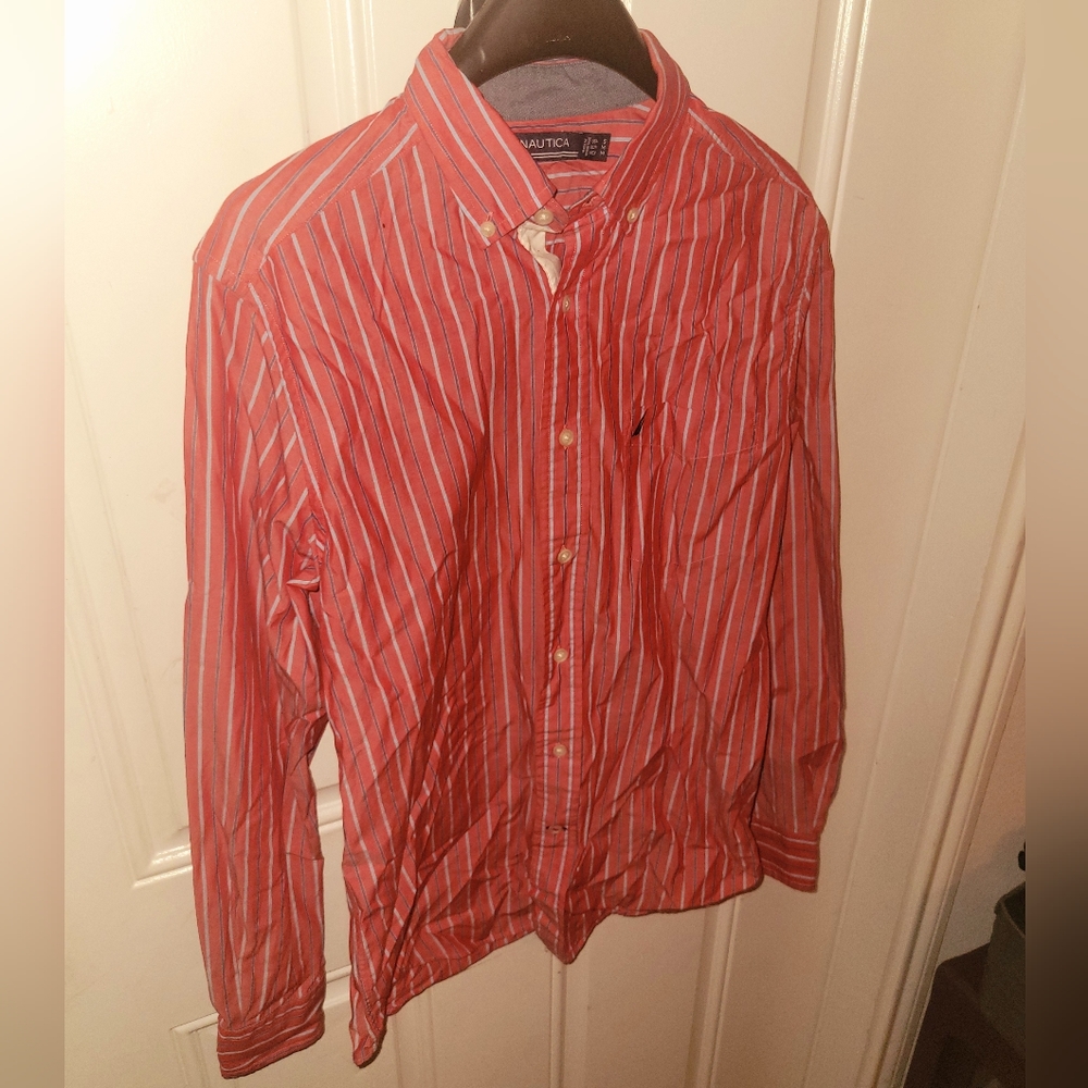 Men's Size S Nautica Pinstripe Button Down Shirt in Red/White/Navy Blue